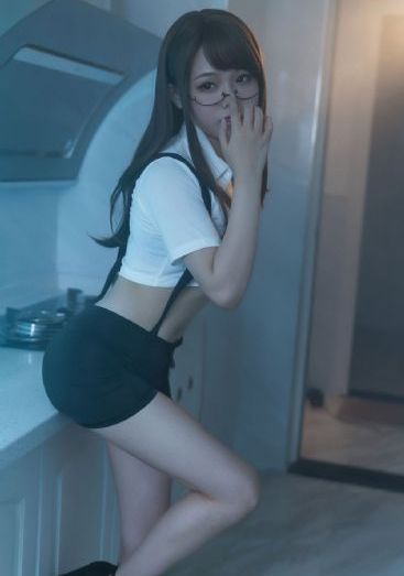 2OO2夜恋秀场直播_DVD全集免费播放